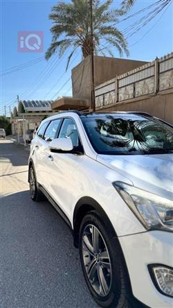Hyundai Grand Santa Fe